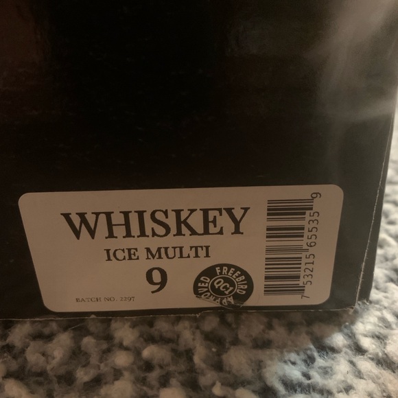 NWB Freebird distressed Whiskey ice boots in Gray, size 9 - Picture 10 of 10